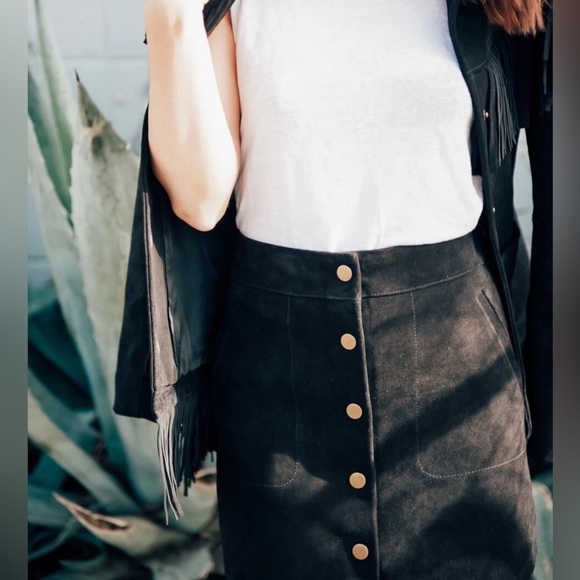 Madewell x Daryl K Black Suede Mini Skirt - Picture 2 of 7